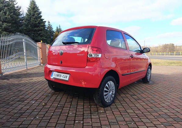 Volkswagen Fox cena 7999 przebieg: 145611, rok produkcji 2005 z Staszów małe 326